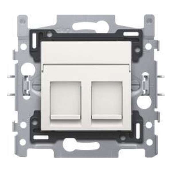 2 RJ45-aansluitingen UTP cat. 5E, vlakke uitvoering, sokkel en afwerkingsset white