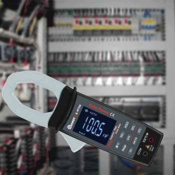 Multimeter en oscilloscoop combi