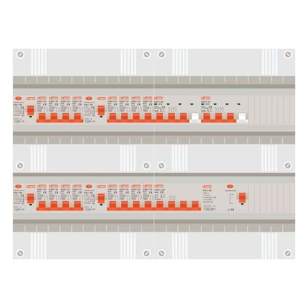 3 fase groepenkast met 16 licht groepen en 2 krachtgroepen