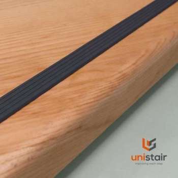 Unistair Trapprofiel ANTRACIET Antislip tape 1,6cm - rol 5 meter