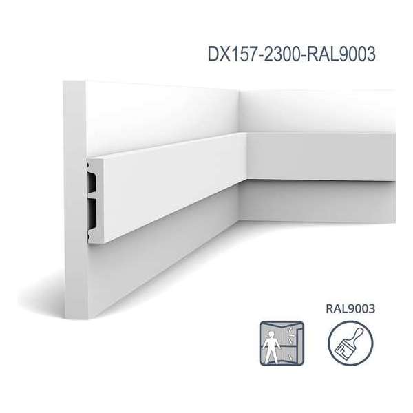 Orac Decor DX157-2300 Vloerplint| Afgelakt RAL9003 | L 230 x H 6,6 x B 1,3 cm