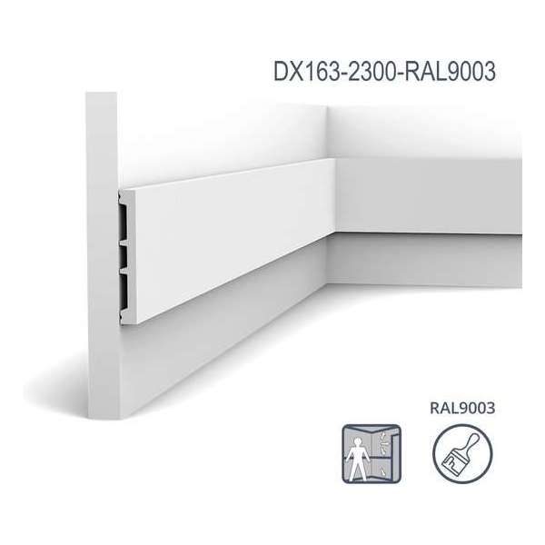 Orac Decor DX163-2300 Vloerplint| Afgelakt RAL9003 | L 230 x H 10,2 x B 1,3 cm