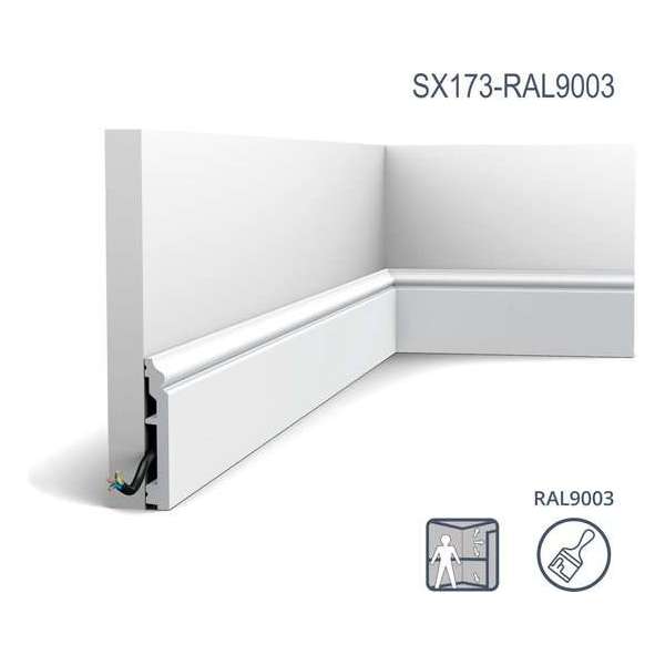 Plint Orac Decor New Classics SX173-RAL9003